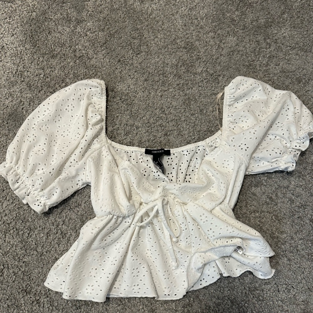 Flowy crop top